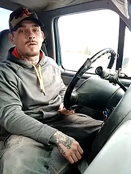 Snapshot of DADDY_KANE8--- chatting on 01-05-25, 09:47 DADDY KANE8--- online show from 01-05-25, 09:47