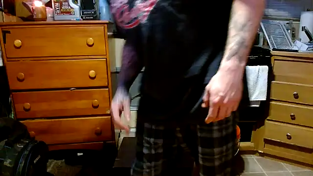 Snapshot of DADDY_KANE8--- chatting on 01-18-25, 11:00 DADDY KANE8--- online show from 01-18-25, 11:00