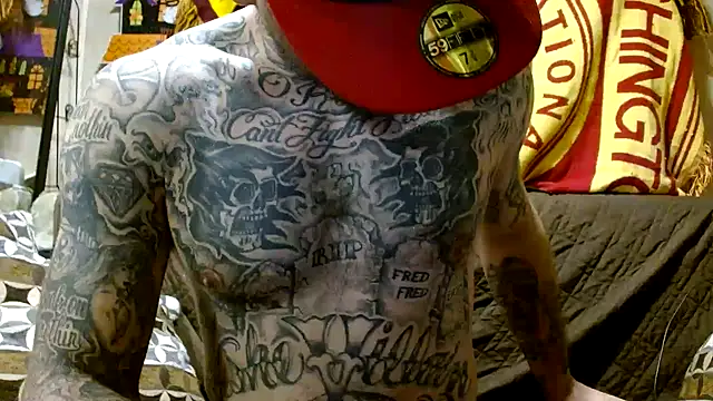 Snapshot of DADDY_KANE8--- chatting on 01-31-25, 02:04 DADDY KANE8--- online show from 01-31-25, 02:04