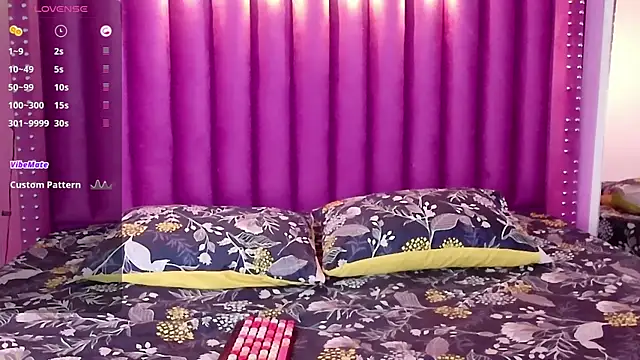 little kayla  online show from 09-10-25, 02:55