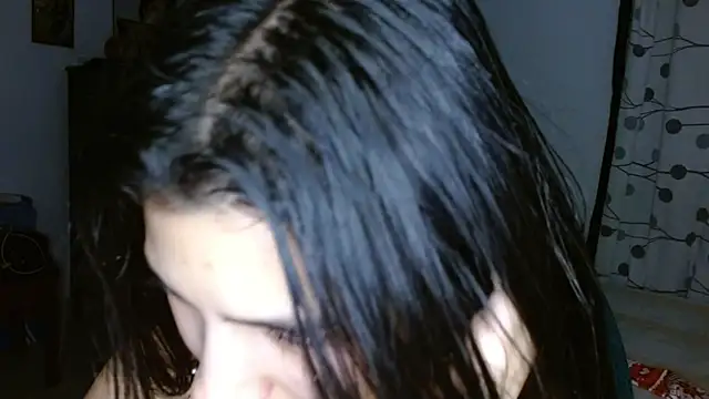 mia  lopez  online show from 12-31-24, 06:16