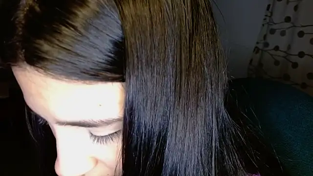 mia  lopez  online show from 01-03-25, 11:44