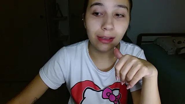 Snapshot of mia__lopez_ chatting on 02-27-26, 03:28 mia lopez online show from 02-27-26, 03:28