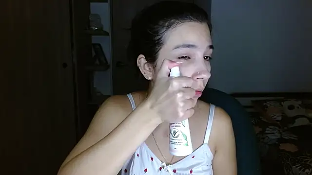 mia  lopez  online show from 05-15-26, 04:08