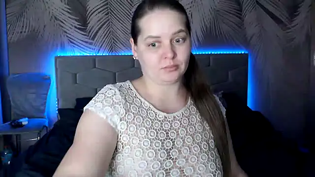 Snapshot of uliastar chatting on 01-04-25, 12:38 uliastar online show from 01-04-25, 12:38