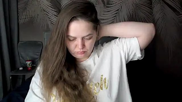 Snapshot of uliastar chatting on 01-10-25, 06:20 uliastar online show from 01-10-25, 06:20