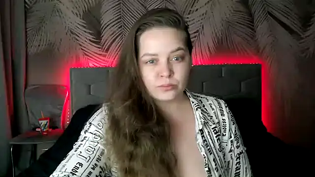 Snapshot of uliastar chatting on 01-11-25, 06:14 uliastar online show from 01-11-25, 06:14