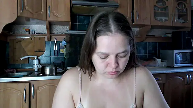 Snapshot of uliastar chatting on 10-11-25, 05:17 uliastar online show from 10-11-25, 05:17