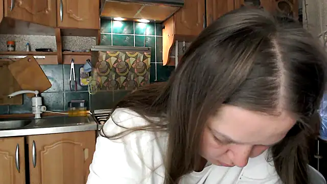 Snapshot of uliastar chatting on 10-19-25, 05:41 uliastar online show from 10-19-25, 05:41