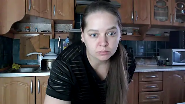 Snapshot of uliastar chatting on 10-26-25, 06:41 uliastar online show from 10-26-25, 06:41