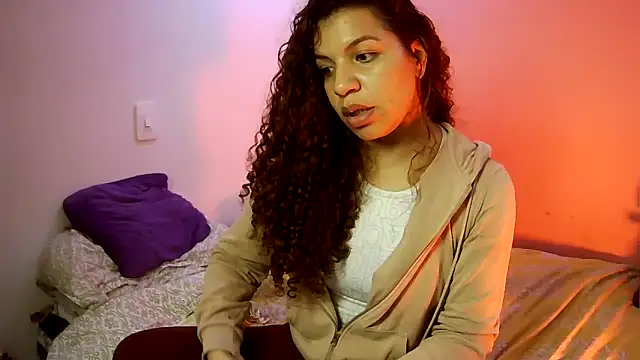 Snapshot of gatubelahot chatting on 02-19-26, 04:08 gatubelahot online show from 02-19-26, 04:08