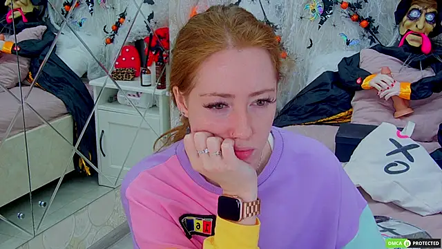 TinaBrook online show from 10-31-25, 04:02