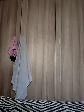 douksm online show from 09-28-25, 07:03