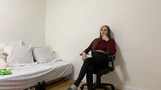 Snapshot of SunriseGuys chatting on 02-05-26, 01:16 SunriseGuys online show from 02-05-26, 01:16