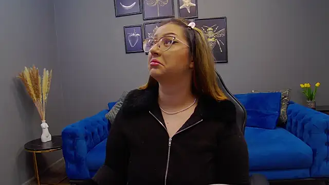 Katewalker  online show from 12-09-24, 06:57