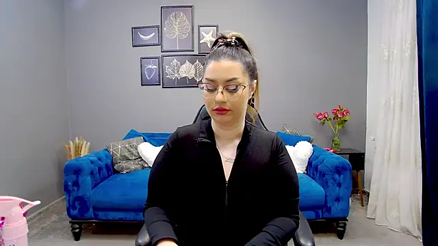 Katewalker  online show from 02-26-25, 06:21