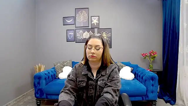 Katewalker  online show from 02-27-25, 05:58