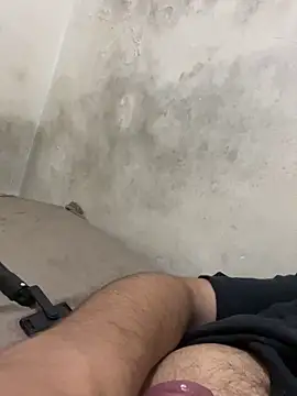 Snapshot of Magosupreme chatting on 02-25-25, 09:53 Magosupreme online show from 02-25-25, 09:53