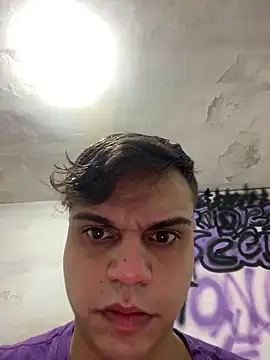 Snapshot of Magosupreme chatting on 04-03-26, 02:09 Magosupreme online show from 04-03-26, 02:09