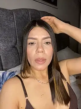 Snapshot of martina_contreras chatting on 04-30-26, 01:12 martina contreras online show from 04-30-26, 01:12