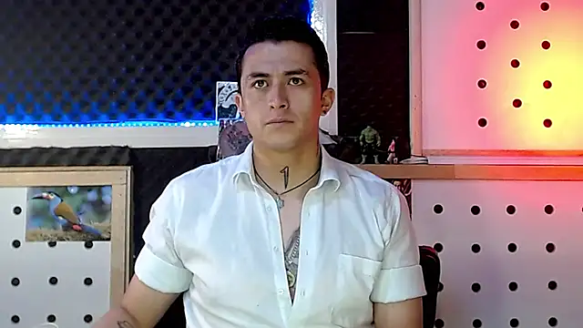 Snapshot of Darko0717 chatting on 12-31-24, 02:58 Darko0717 online show from 12-31-24, 02:58