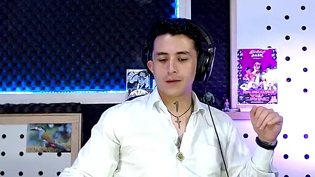 Snapshot of Darko0717 chatting on 01-17-25, 09:50 Darko0717 online show from 01-17-25, 09:50