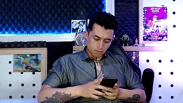 Snapshot of Darko0717 chatting on 01-21-25, 01:18 Darko0717 online show from 01-21-25, 01:18