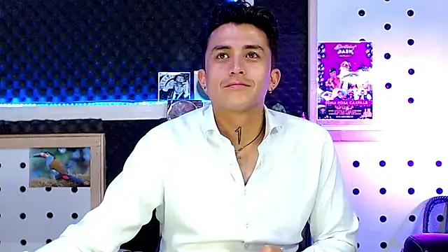 Snapshot of Darko0717 chatting on 01-21-25, 10:30 Darko0717 online show from 01-21-25, 10:30