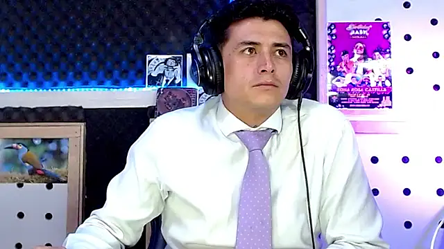 Snapshot of Darko0717 chatting on 01-22-25, 08:06 Darko0717 online show from 01-22-25, 08:06