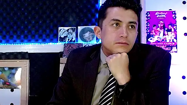 Snapshot of Darko0717 chatting on 01-24-25, 09:15 Darko0717 online show from 01-24-25, 09:15