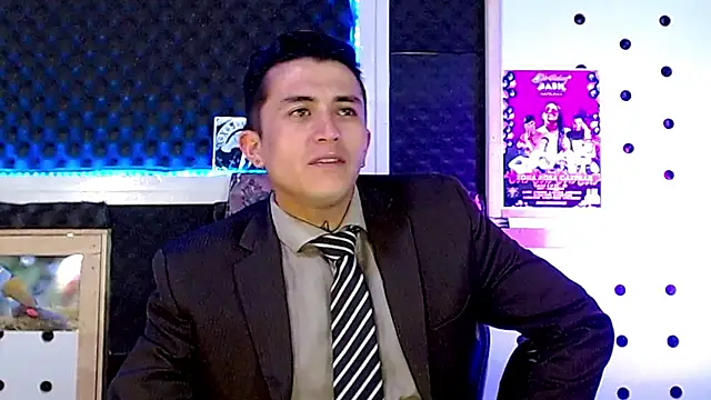 Snapshot of Darko0717 chatting on 01-27-25, 05:15 Darko0717 online show from 01-27-25, 05:15