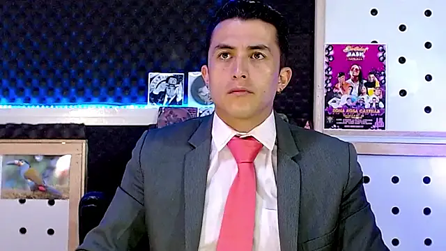 Snapshot of Darko0717 chatting on 01-29-25, 01:38 Darko0717 online show from 01-29-25, 01:38