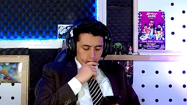 Snapshot of Darko0717 chatting on 01-30-25, 06:00 Darko0717 online show from 01-30-25, 06:00