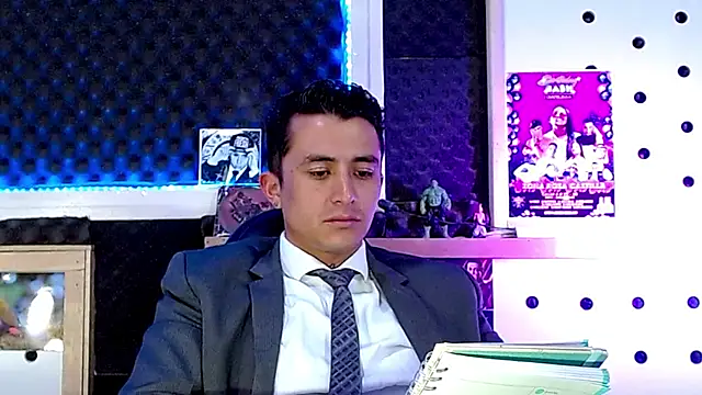 Snapshot of Darko0717 chatting on 01-31-25, 04:48 Darko0717 online show from 01-31-25, 04:48