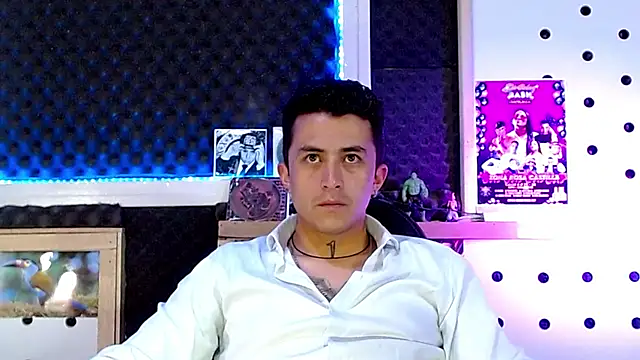 Snapshot of Darko0717 chatting on 01-31-25, 08:33 Darko0717 online show from 01-31-25, 08:33