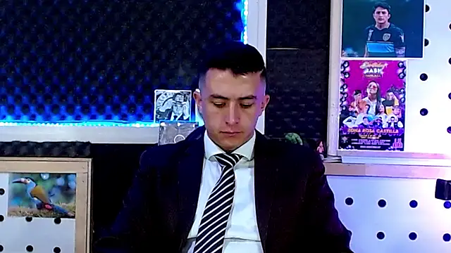 Snapshot of Darko0717 chatting on 02-07-25, 06:34 Darko0717 online show from 02-07-25, 06:34