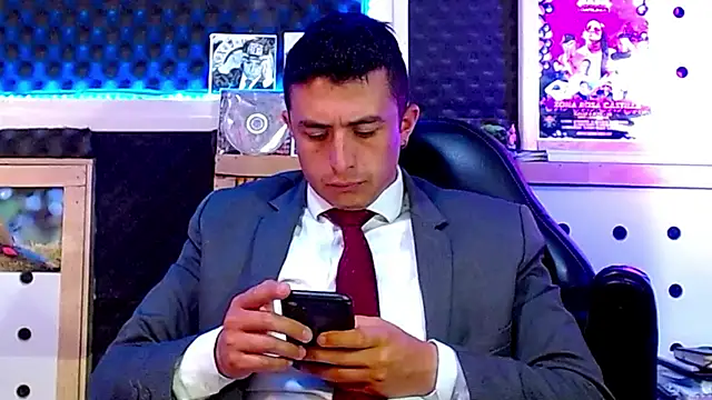 Snapshot of Darko0717 chatting on 03-02-25, 12:43 Darko0717 online show from 03-02-25, 12:43