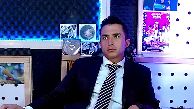 Snapshot of Darko0717 chatting on 03-03-25, 06:01 Darko0717 online show from 03-03-25, 06:01