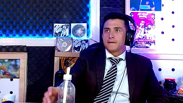 Snapshot of Darko0717 chatting on 03-04-25, 12:07 Darko0717 online show from 03-04-25, 12:07