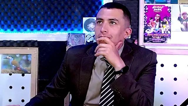 Snapshot of Darko0717 chatting on 03-11-25, 09:15 Darko0717 online show from 03-11-25, 09:15