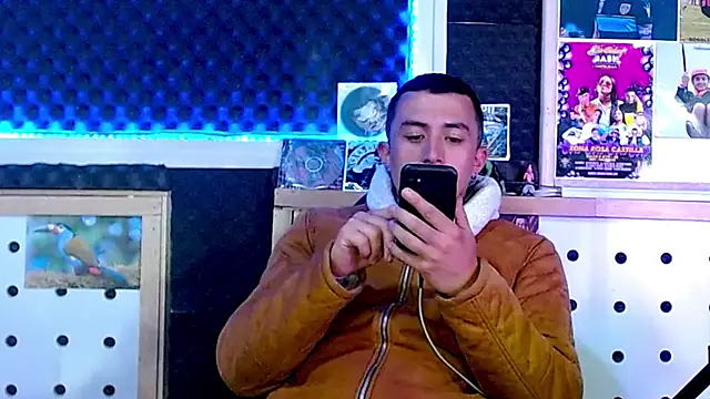 Snapshot of Darko0717 chatting on 03-14-25, 09:21 Darko0717 online show from 03-14-25, 09:21
