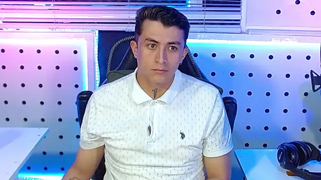 Darko0717 online show from 10-27-25, 11:41