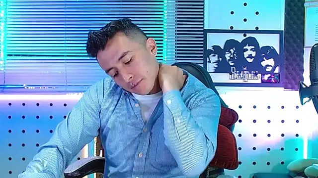 Darko0717 online show from 06-26-26, 01:59