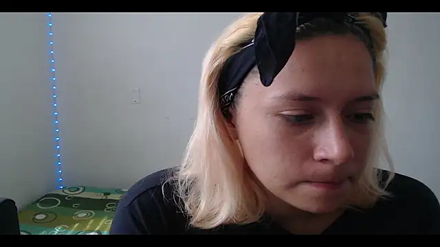 Snapshot of MommyMiaWs chatting on 02-03-25, 03:49 MommyMiaWs online show from 02-03-25, 03:49