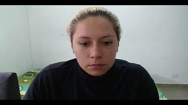 Snapshot of MommyMiaWs chatting on 02-04-25, 05:55 MommyMiaWs online show from 02-04-25, 05:55