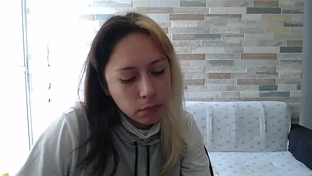 Snapshot of MommyMiaWs chatting on 10-03-25, 03:09 MommyMiaWs online show from 10-03-25, 03:09