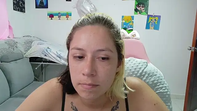 Snapshot of MommyMiaWs chatting on 04-29-26, 07:20 MommyMiaWs online show from 04-29-26, 07:20