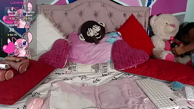 Mia queen 21 online show from 12-02-24, 09:35