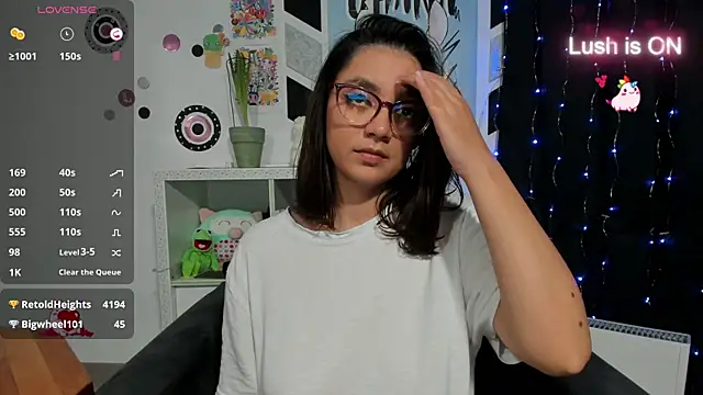 Snapshot of alexysgray chatting on 12-14-24, 08:18 alexysgray online show from 12-14-24, 08:18