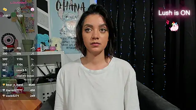 Snapshot of alexysgray chatting on 01-12-25, 09:19 alexysgray online show from 01-12-25, 09:19